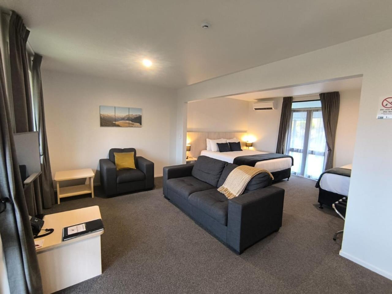 The Bealey Hotel Arthur's Pass Buitenkant foto