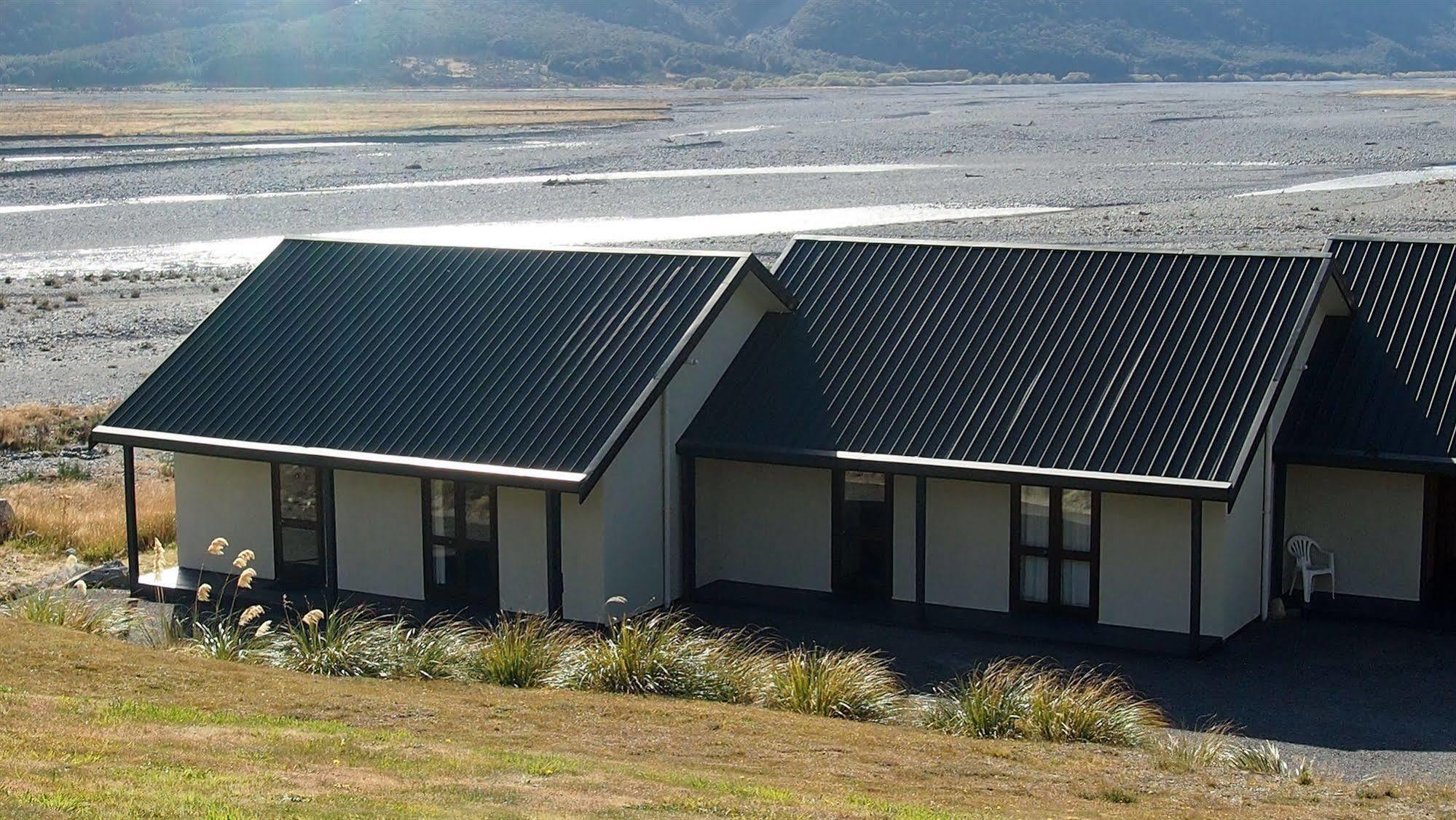 The Bealey Hotel Arthur's Pass Buitenkant foto